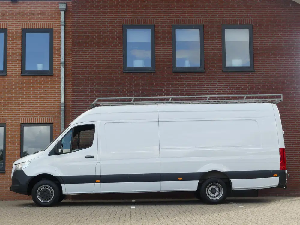 Mercedes-Benz Sprinter 519 CDI V6 L4 3000KG N1 Trekgewicht L uit 2020, foto 3