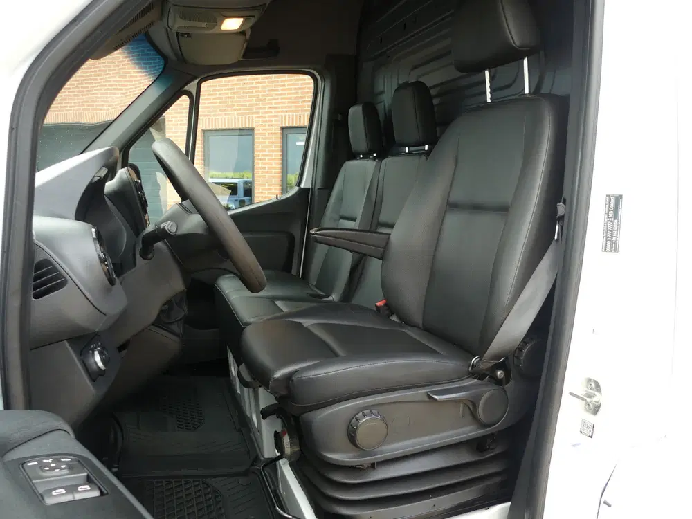 Mercedes-Benz Sprinter 519 CDI V6 L4 3000KG N1 Trekgewicht L uit 2020, foto 5