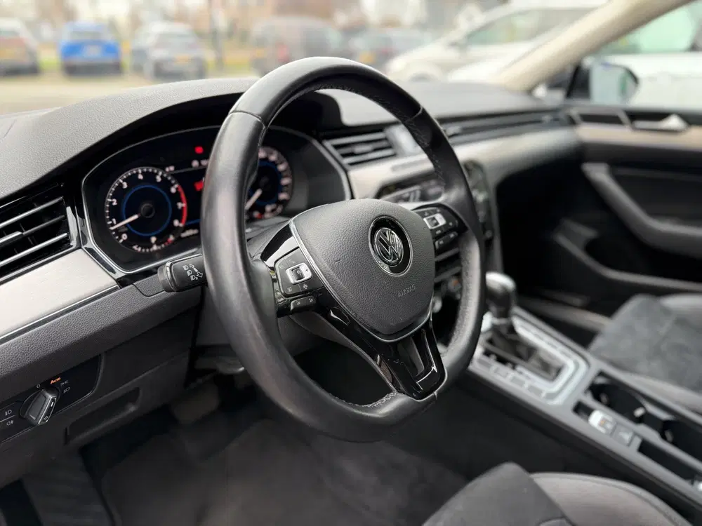 Volkswagen Passat 1.5 TSI Highline Business R uit 2019, foto 15