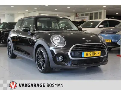 Mini Cooper 1.5 Cooper uit 2020