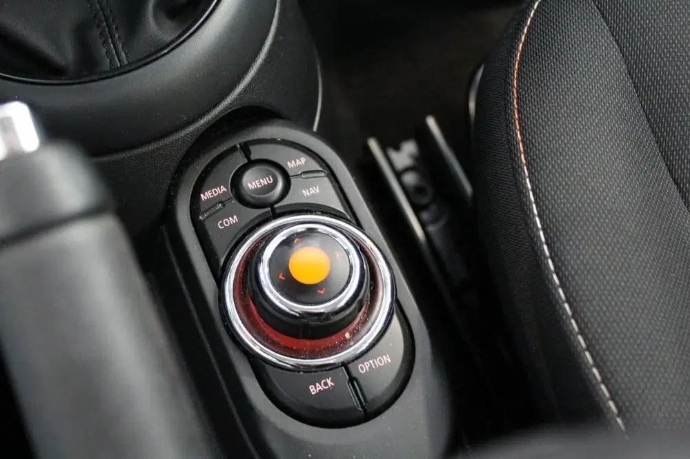 Mini Cooper 1.5 Cooper uit 2020, foto 13