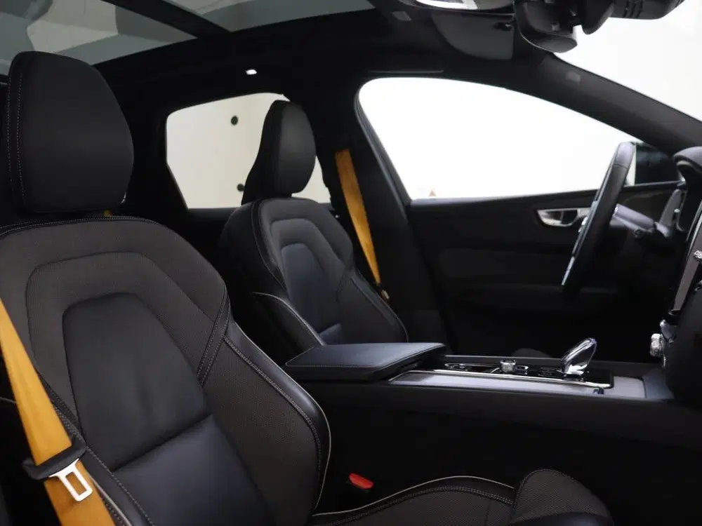 Volvo XC60 T8 AWD Polestar uit 2024, foto 15