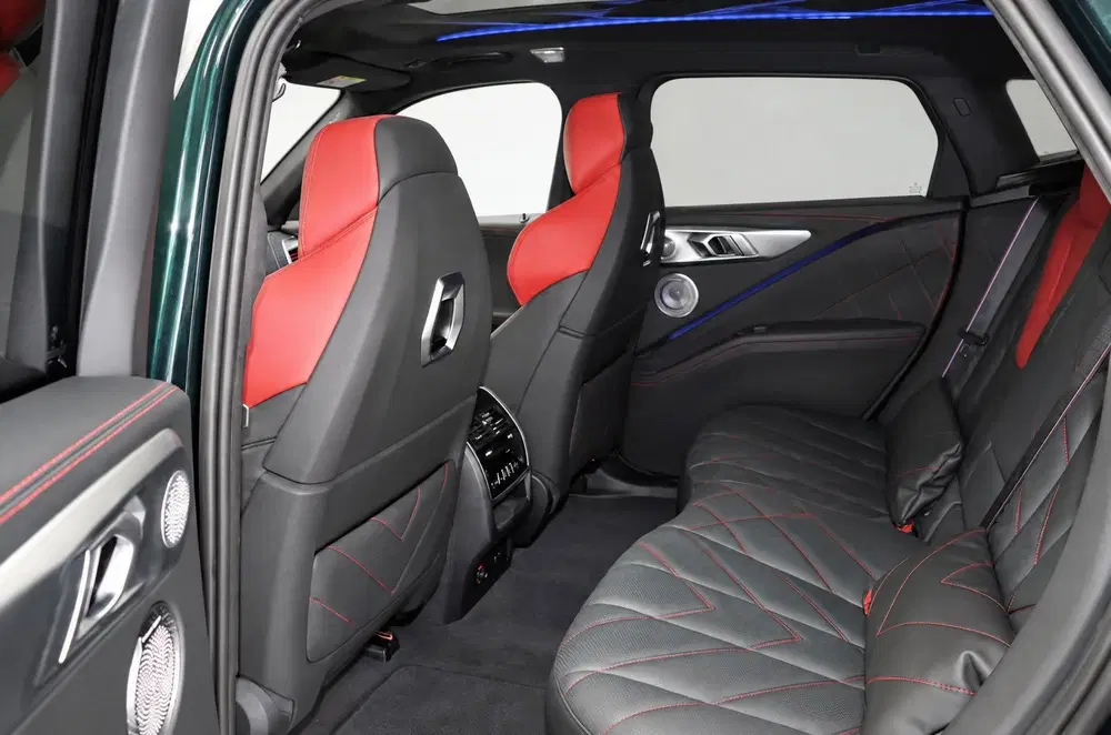 BMW XM PHEV Automaat uit 2024, foto 13