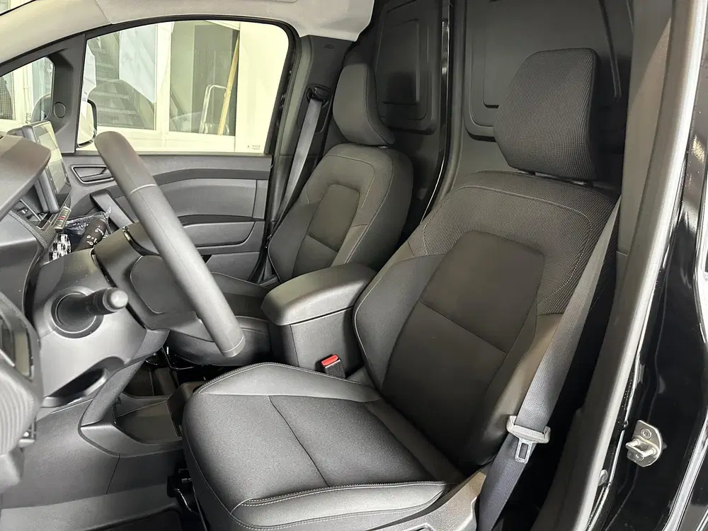 Renault Kangoo E-Tech Advance L1 44 kWh ACHTERUITRIJCAMER uit 2026, foto 7