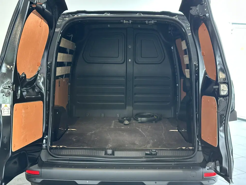 Renault Kangoo E-Tech Advance L1 44 kWh ACHTERUITRIJCAMER uit 2026, foto 9