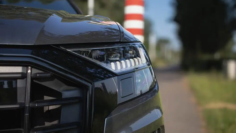 Audi Q8 55 TFSI quattro Pro Line Plus uit 2019, foto 2