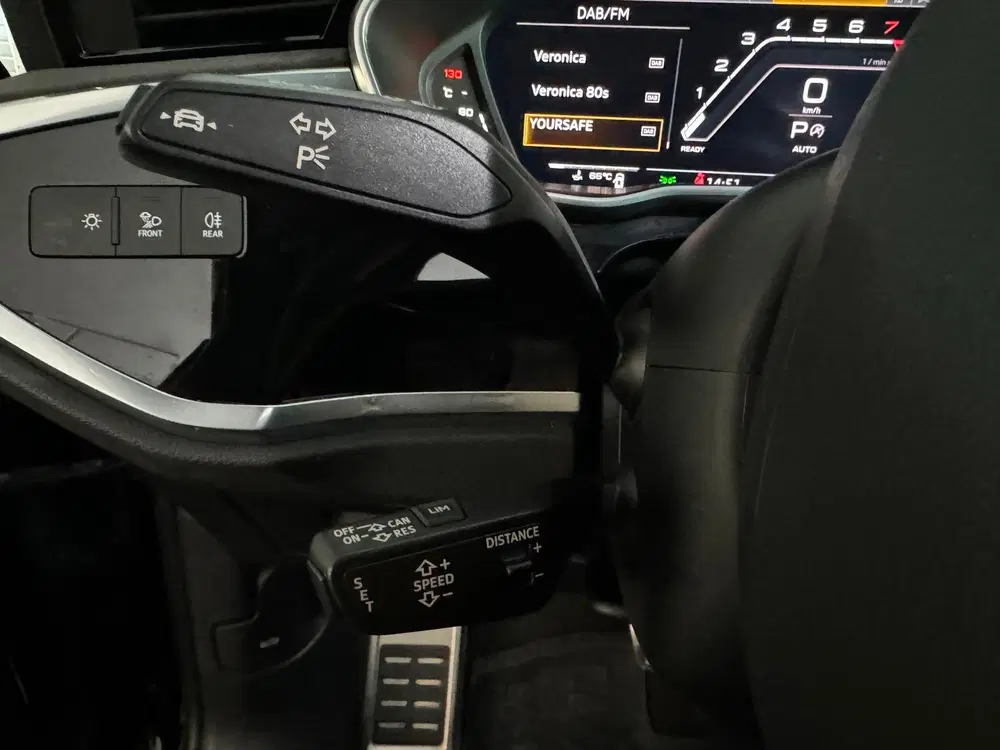 Audi RS Q3 2.5 TFSI RS Pano uit 2021, foto 12