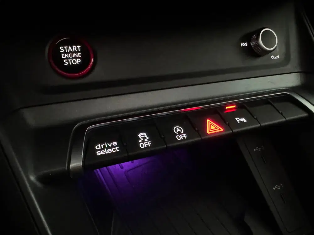Audi RS Q3 2.5 TFSI RS Pano uit 2021, foto 14