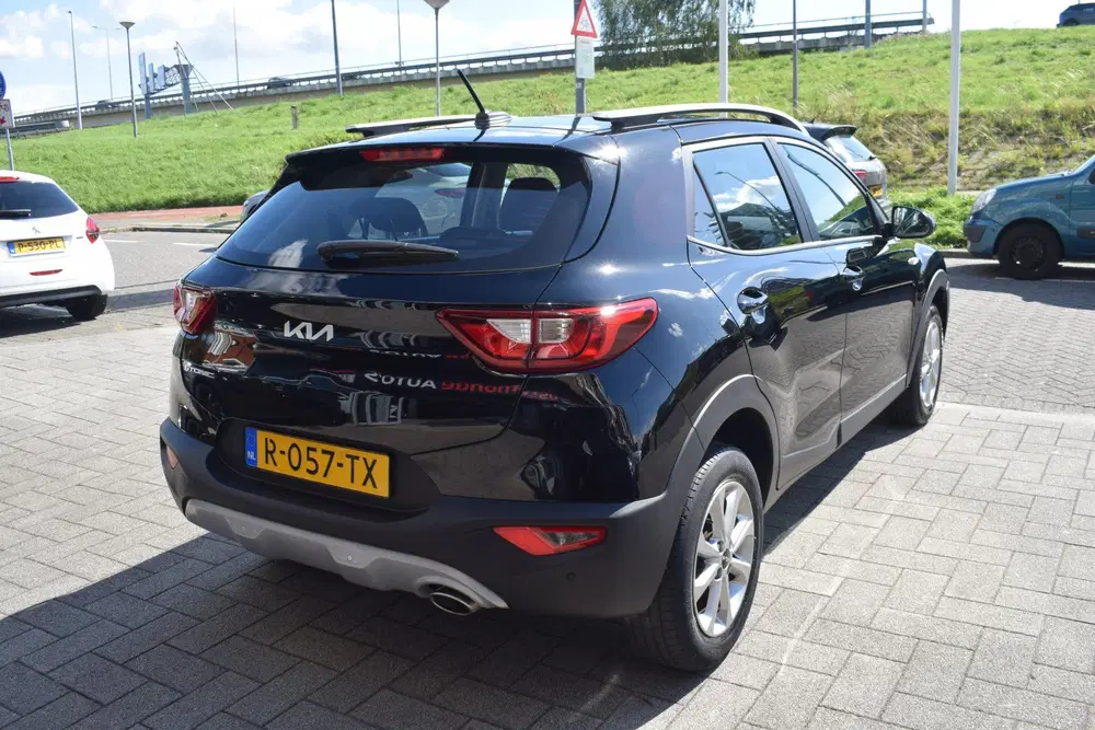 Kia Stonic 1.0 T-GDi MHEV DynamicLine P.Camera Adapti uit 2022, foto 8