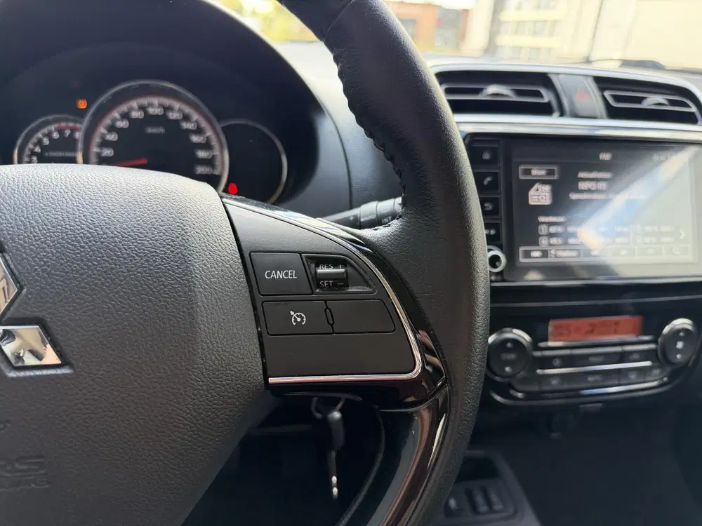 Mitsubishi Space Star 1.2 Intense uit 2022, foto 11
