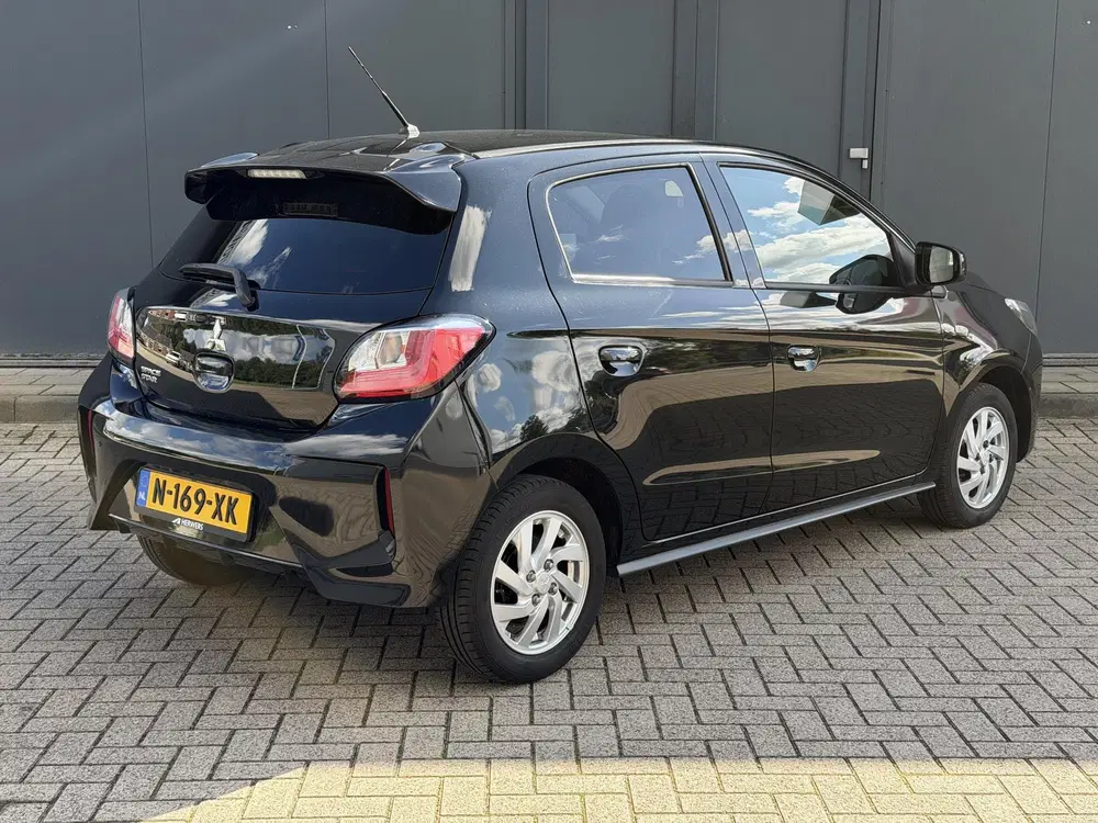 Mitsubishi Space Star 1.2 Intense uit 2022, foto 3