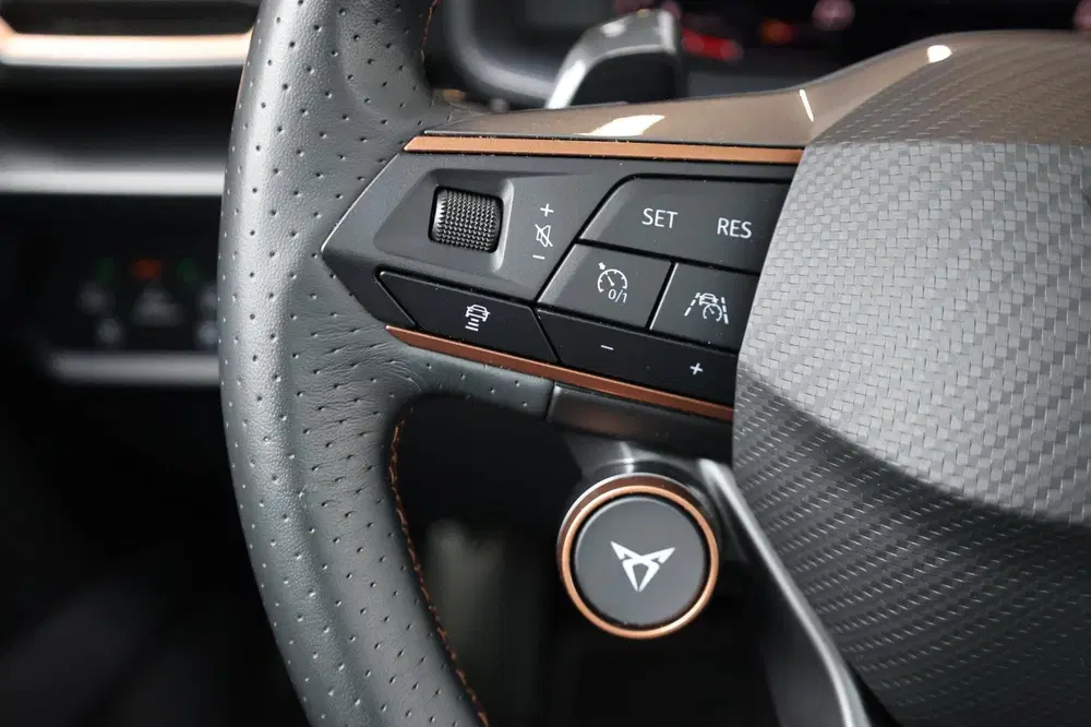 Cupra Leon CUPRA Leon SP 2.0 TSI VZ 4Drive 310+PK LED uit 2023, foto 12
