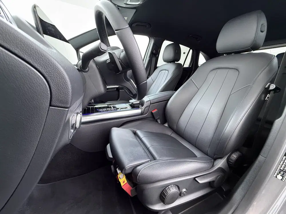 Mercedes-Benz GLA GLA 250e Luxury uit 2022, foto 14