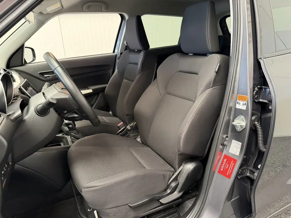 Suzuki Swift 1.2 5 DEURS AUTOMAAT SELECT SMART HYBRID N uit 2021, foto 15