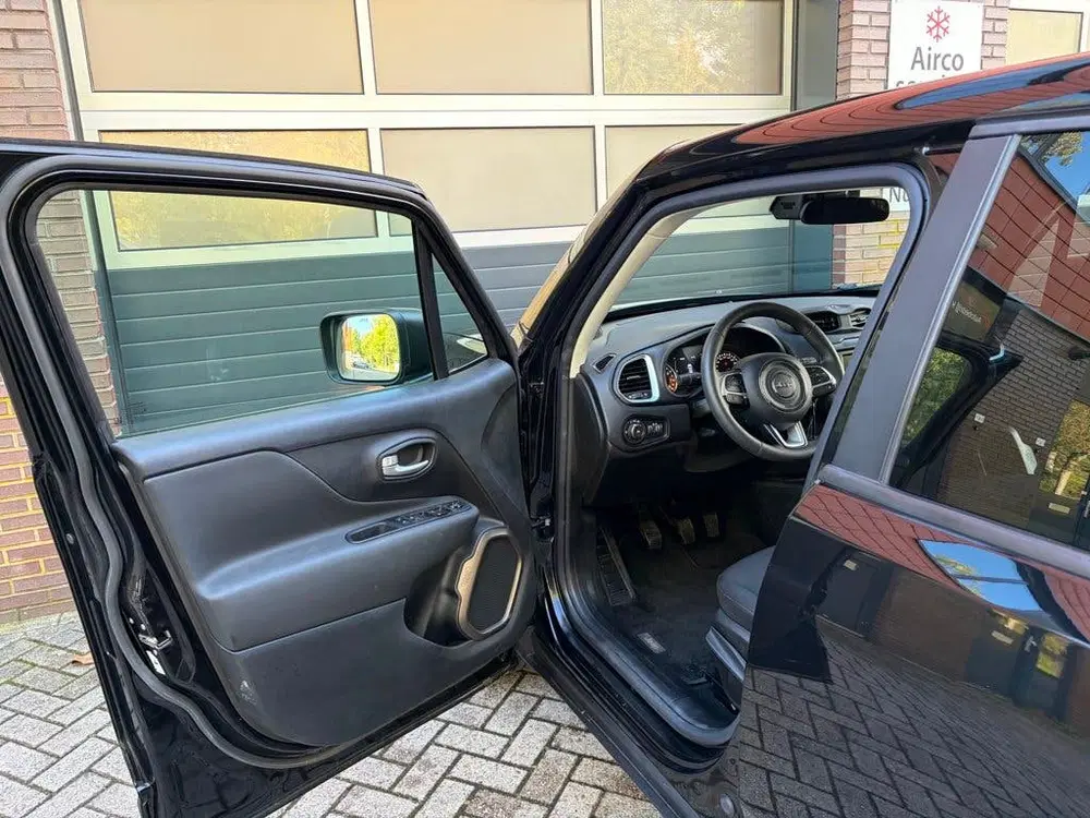 Jeep Renegade Sport uitvoering unieke km 66.872 nap uit 2021, foto 8