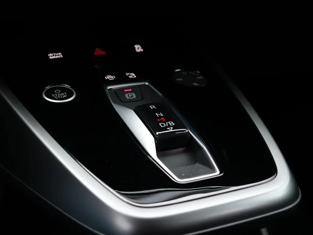 Audi Q4 e-tron 45 Advanced edition 82 kWh uit 2024, foto 13