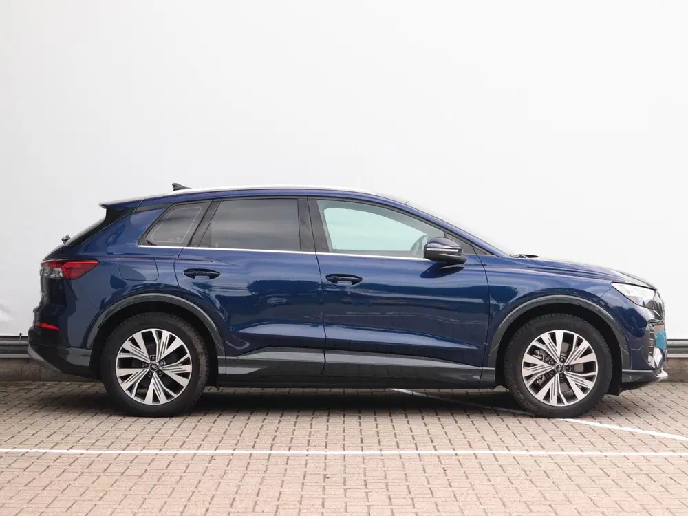 Audi Q4 e-tron 45 Advanced edition 82 kWh uit 2024, foto 2