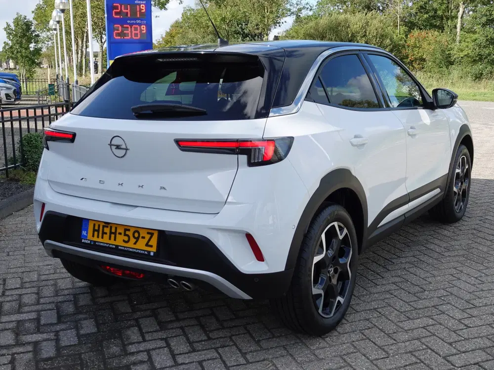 Opel Mokka 1.2 Turbo 130PK Ultimate AUTOM. uit 2023, foto 3