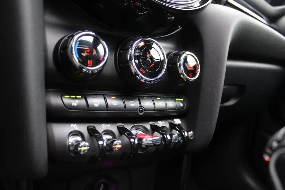 Mini Cooper S Cooper S 2.0 Cooper S AUT JCW PANO ACC H uit 2019, foto 11