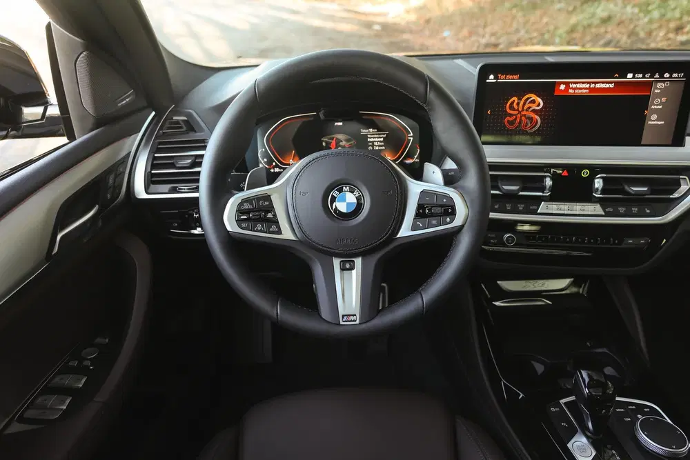 BMW X4 xDrive30i M Sport Automaat uit 2026, foto 3
