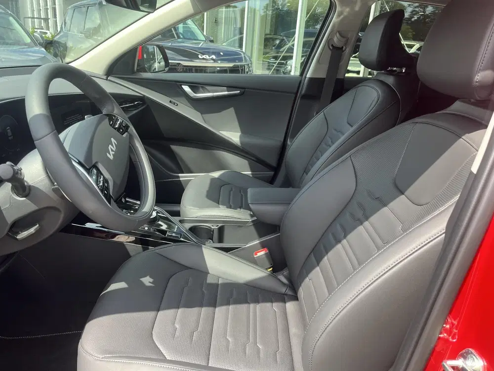 Kia Niro DynamicPlusLine 64.8 kWh uit 2024, foto 15