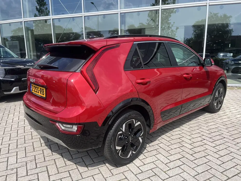 Kia Niro DynamicPlusLine 64.8 kWh uit 2024, foto 2
