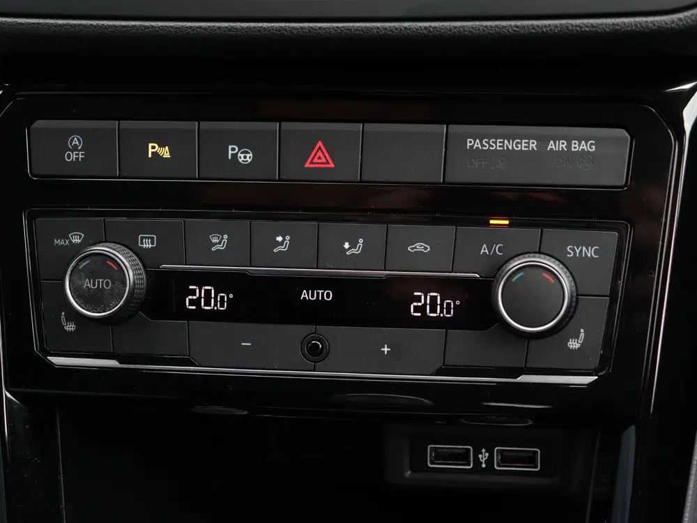Volkswagen T-Cross 1.0 TSI R-line uit 2019, foto 12