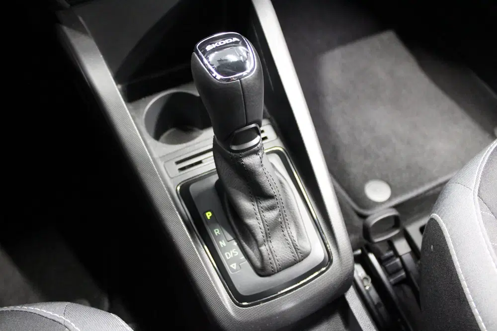 Skoda Fabia 1.0 TSI Ambition uit 2021, foto 13