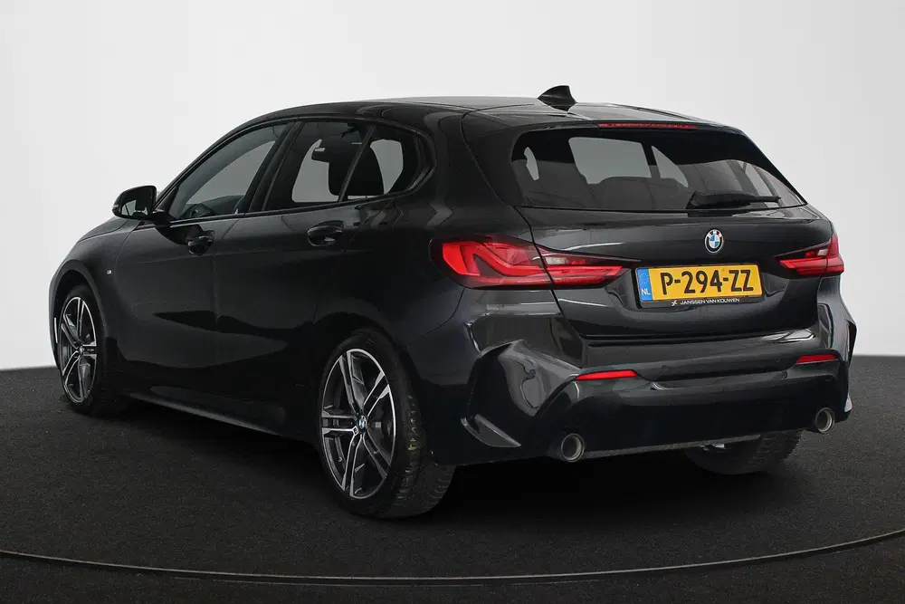 BMW 1-serie 120i Business Edition Automaat M Sport Sto uit 2022, foto 4