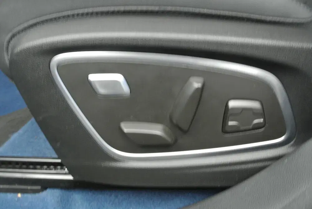 Renault Rafale 1.2 E-Tech 4x4 plug-in hybrid 300 atelier uit 2025, foto 10