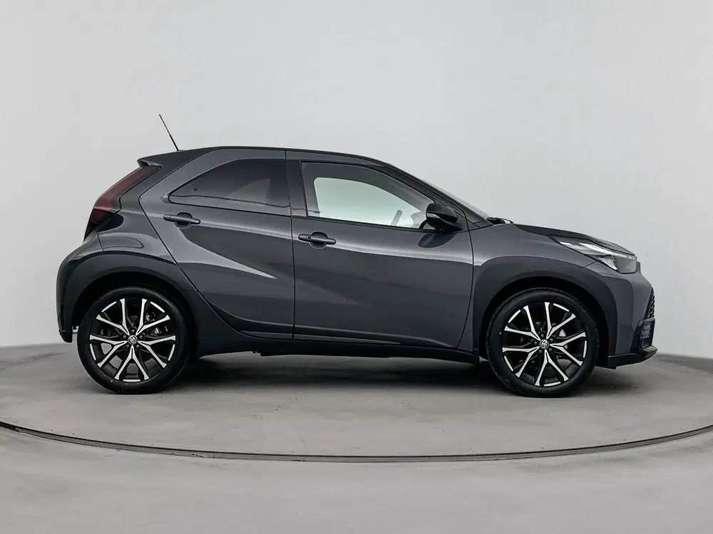 Toyota Aygo X Hybrid 115 GR Sport Voorraadkorting 1000 e uit 2026, foto 9