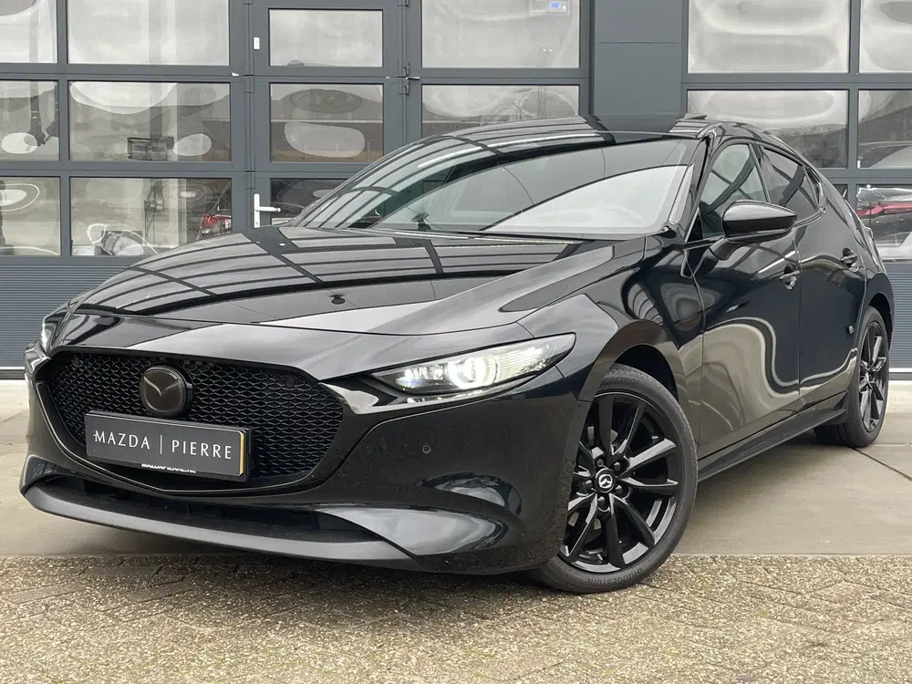 Mazda 3 2.0 e-SkyActiv-X M Hybrid 186 Takumi uit 2025, foto 2