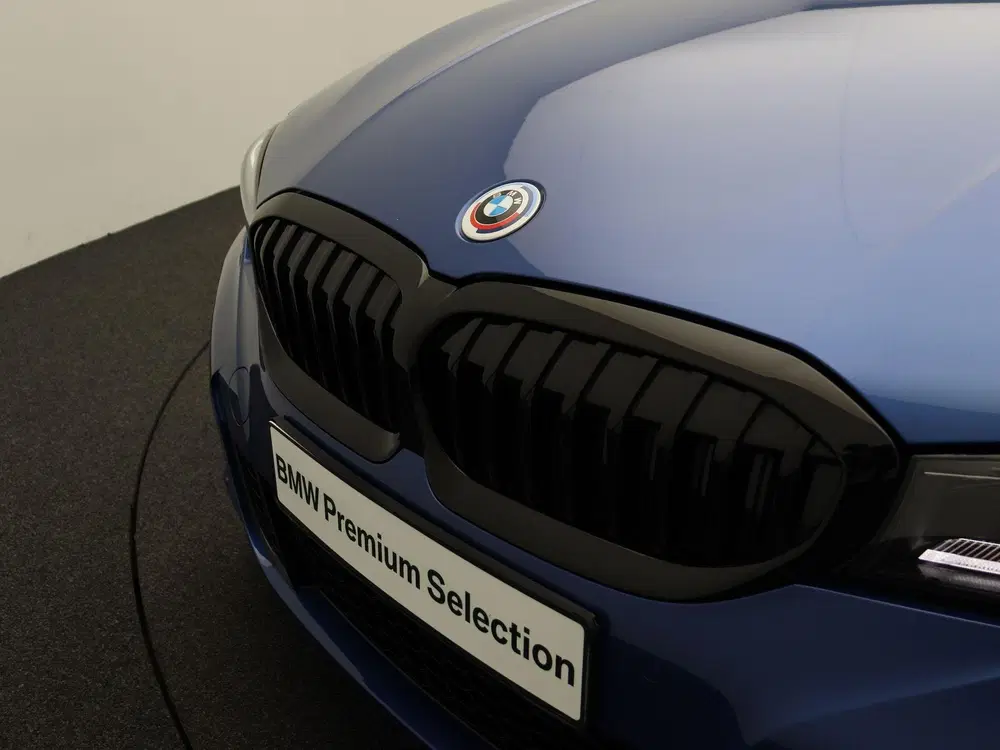 BMW 3-serie Sedan 320e High Executive uit 2022, foto 6