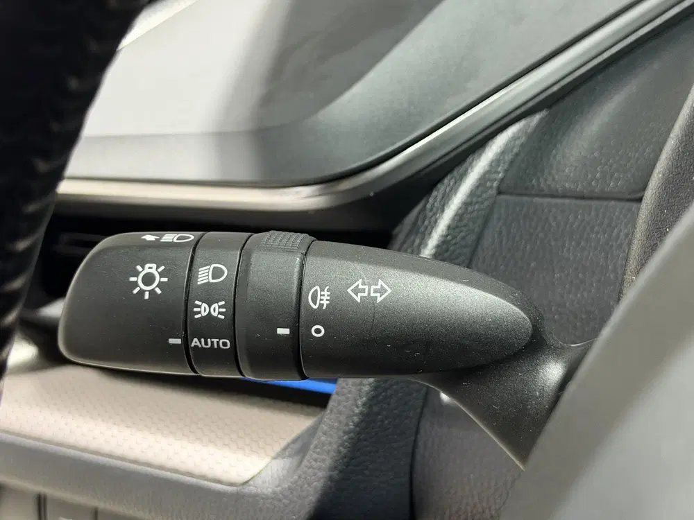Toyota Prius 2.0 Plug-in Executive Panoramadak uit 2024, foto 10