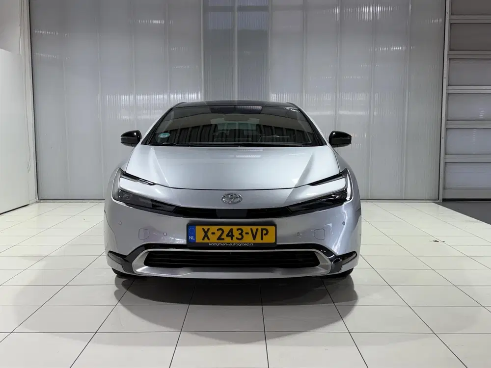 Toyota Prius 2.0 Plug-in Executive Panoramadak uit 2024, foto 6