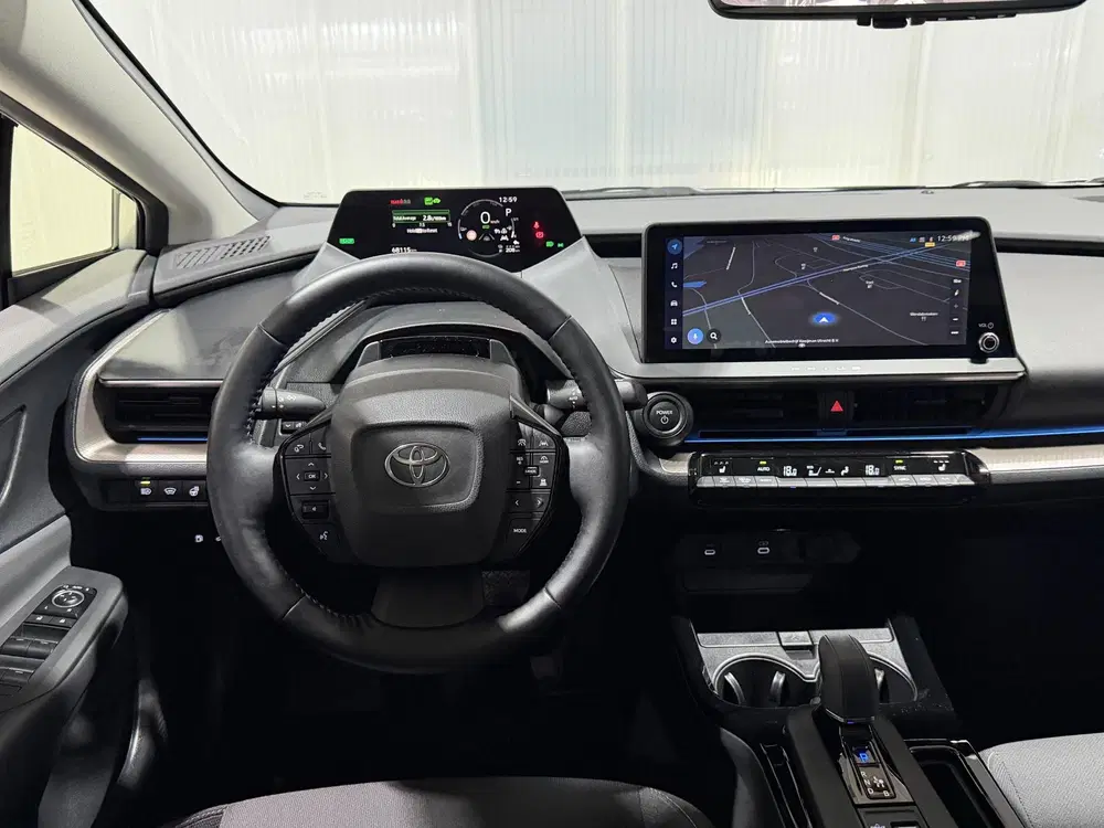 Toyota Prius 2.0 Plug-in Executive Panoramadak uit 2024, foto 8
