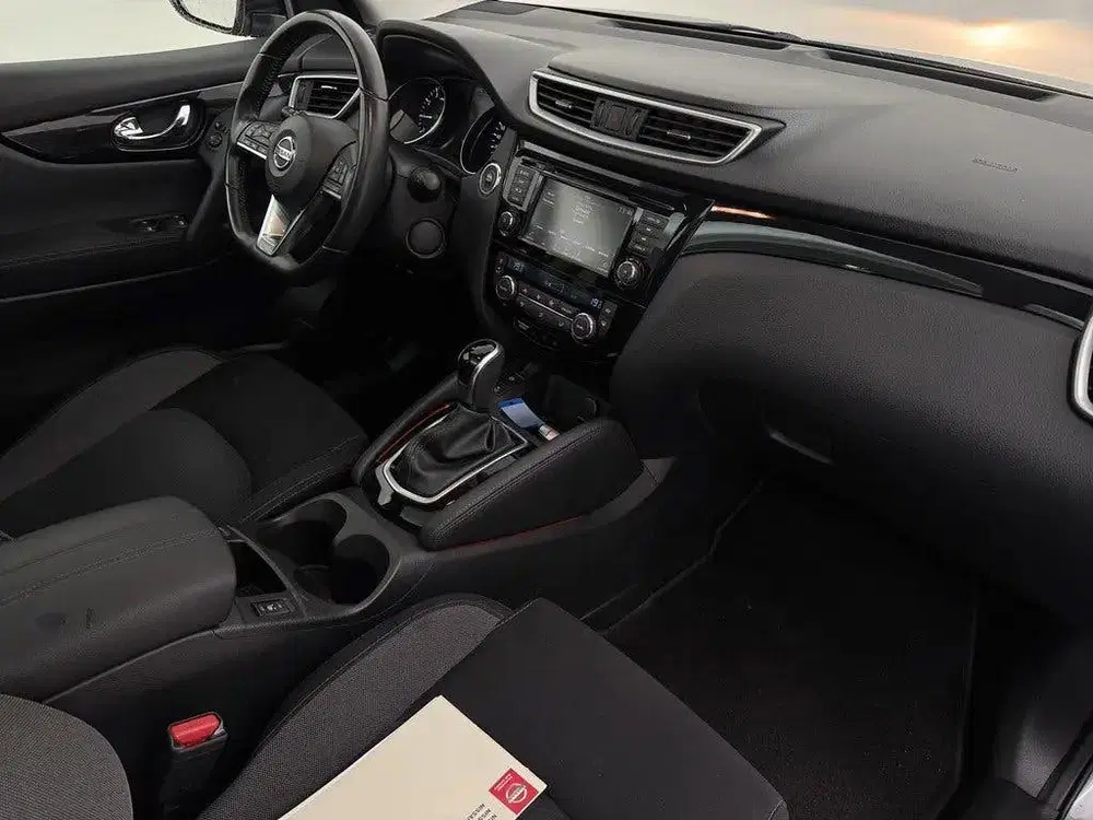 Nissan Qashqai 1.3 DIG-T Tekna Aut. uit 2020, foto 3