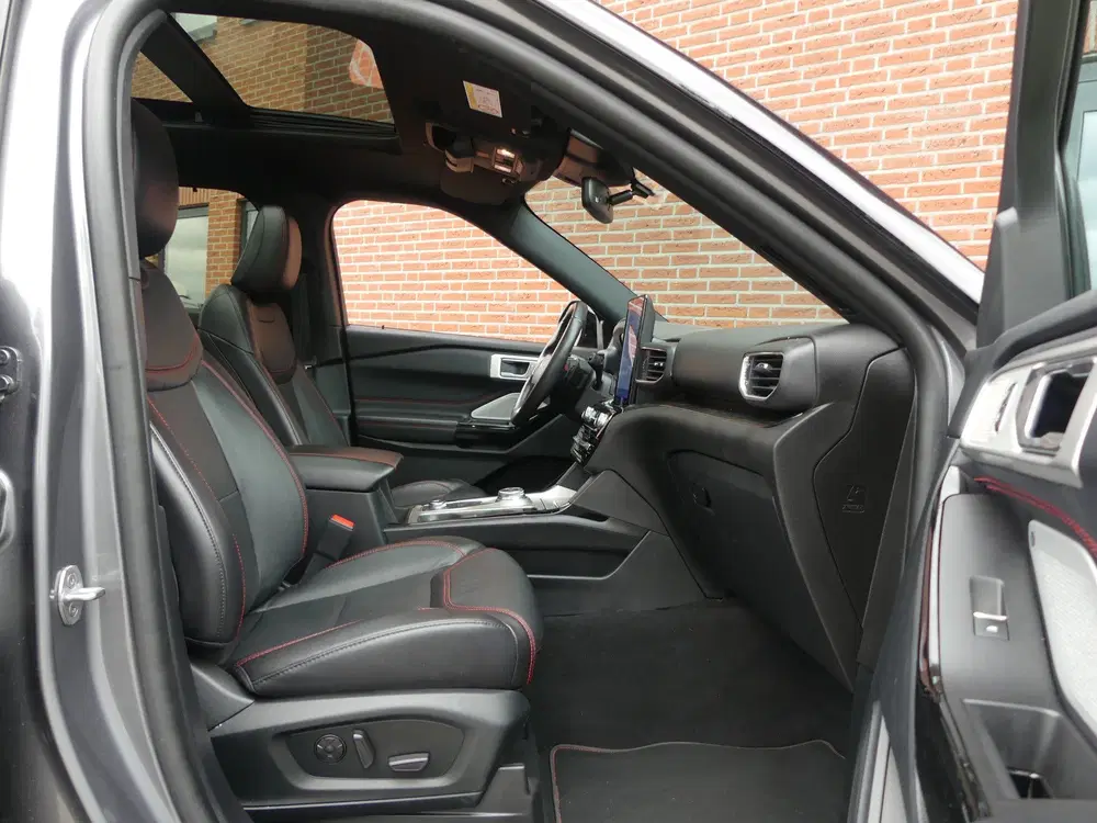 Ford Explorer 3.0 V6 EcoBoost PHEV ST-Line uit 2022, foto 6