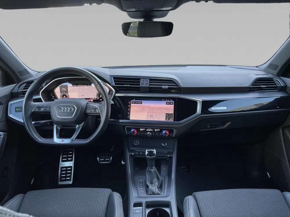 Audi Q3 45 TFSI e S-line Black Edition (bj 2022) uit 2022, foto 5