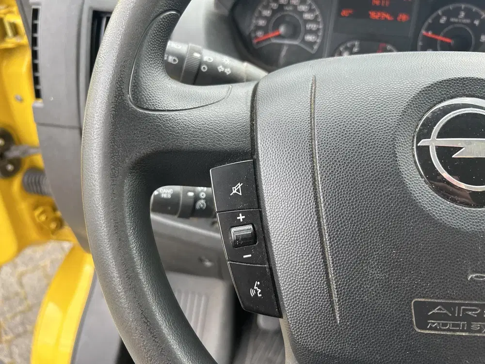 Opel Movano 2.2D 120 L2H2 Edition uit 2022, foto 10