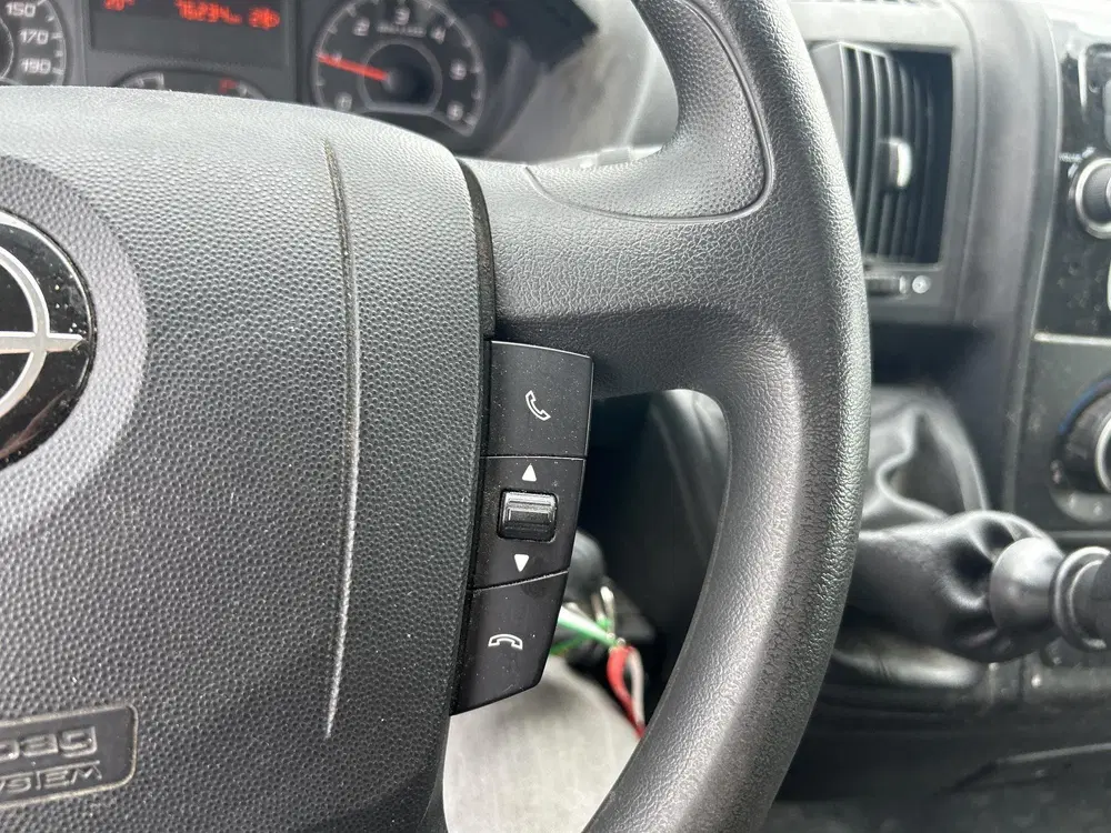 Opel Movano 2.2D 120 L2H2 Edition uit 2022, foto 11