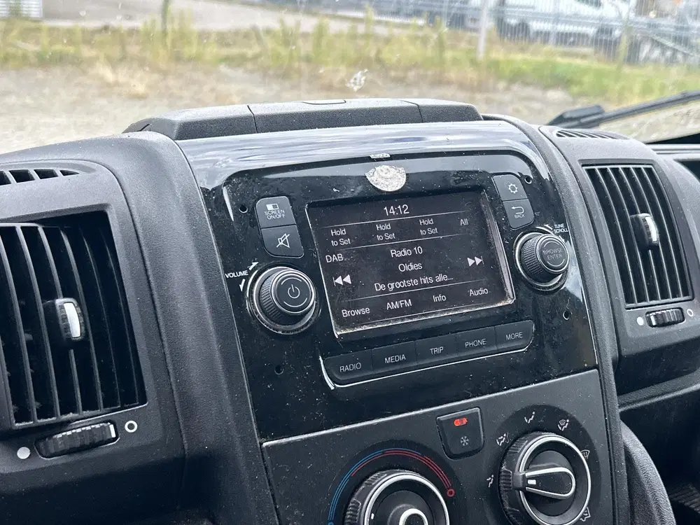Opel Movano 2.2D 120 L2H2 Edition uit 2022, foto 12