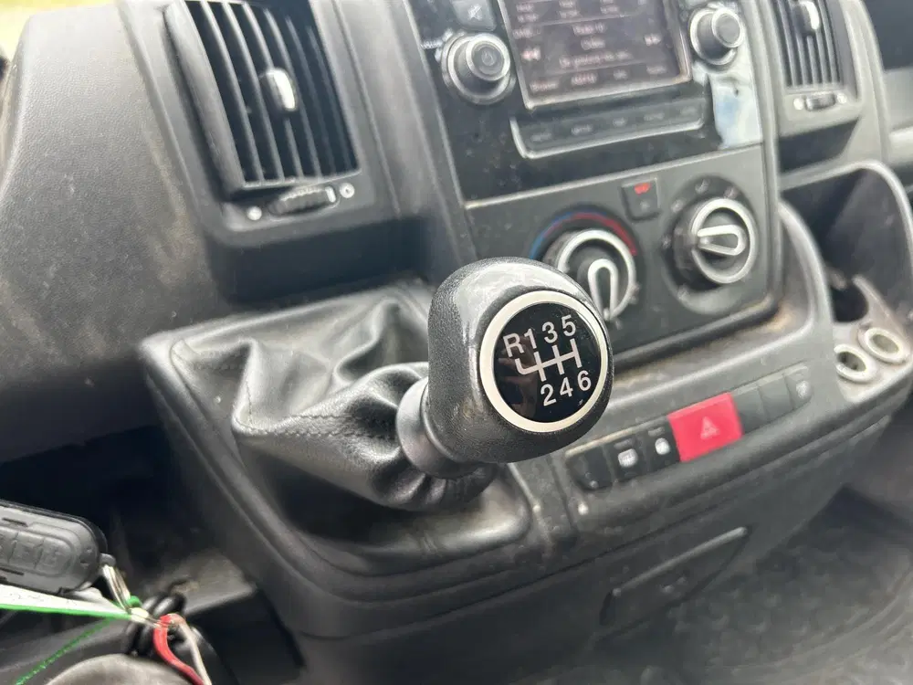 Opel Movano 2.2D 120 L2H2 Edition uit 2022, foto 14