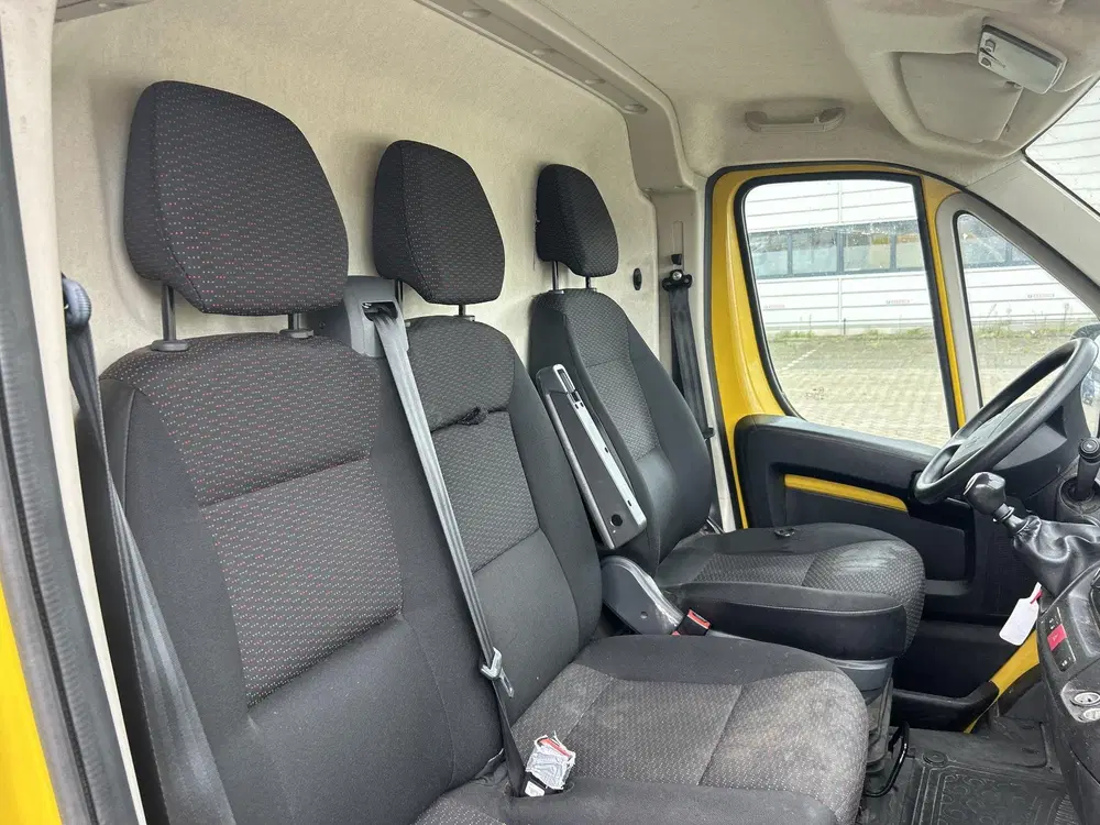 Opel Movano 2.2D 120 L2H2 Edition uit 2022, foto 4