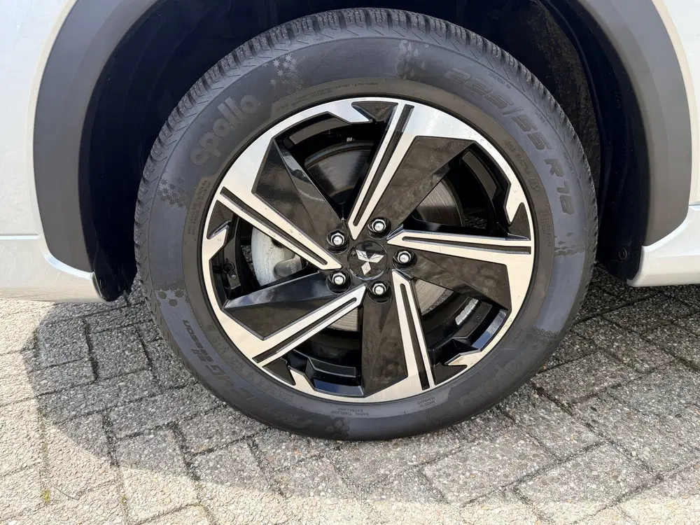 Mitsubishi Eclipse Cross 2.4 PHEV Executive uit 2025, foto 15