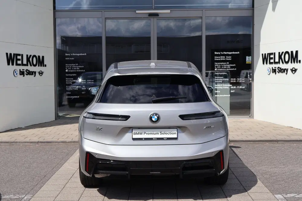 BMW iX xDrive45 M Sport uit 2026, foto 10