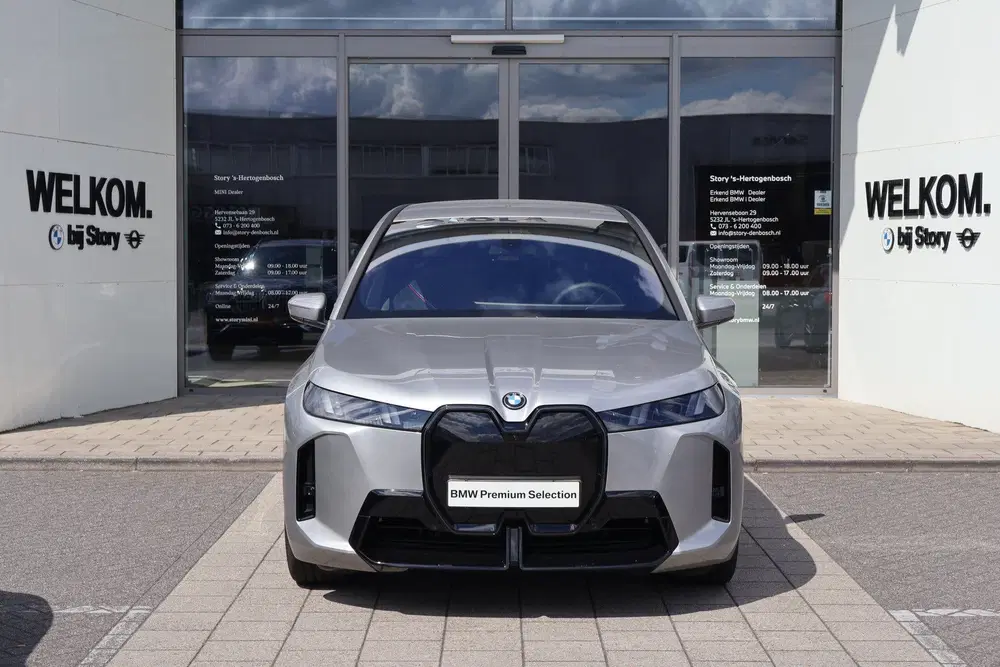 BMW iX xDrive45 M Sport uit 2026, foto 3