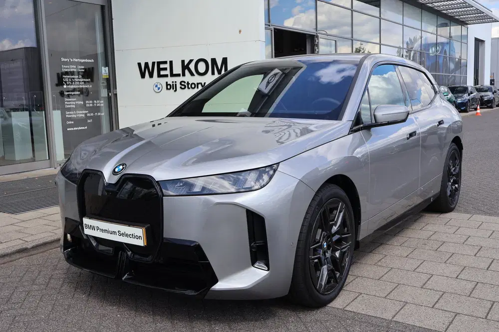 BMW iX xDrive45 M Sport uit 2026, foto 5