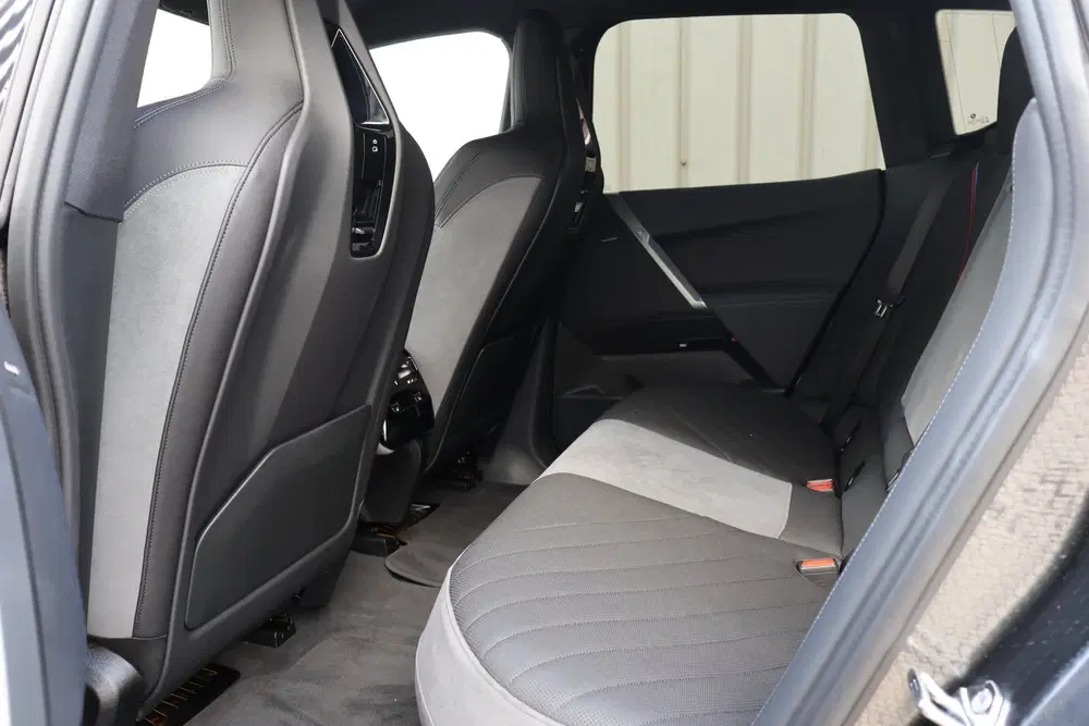 BMW iX xDrive45 M Sport uit 2026, foto 6