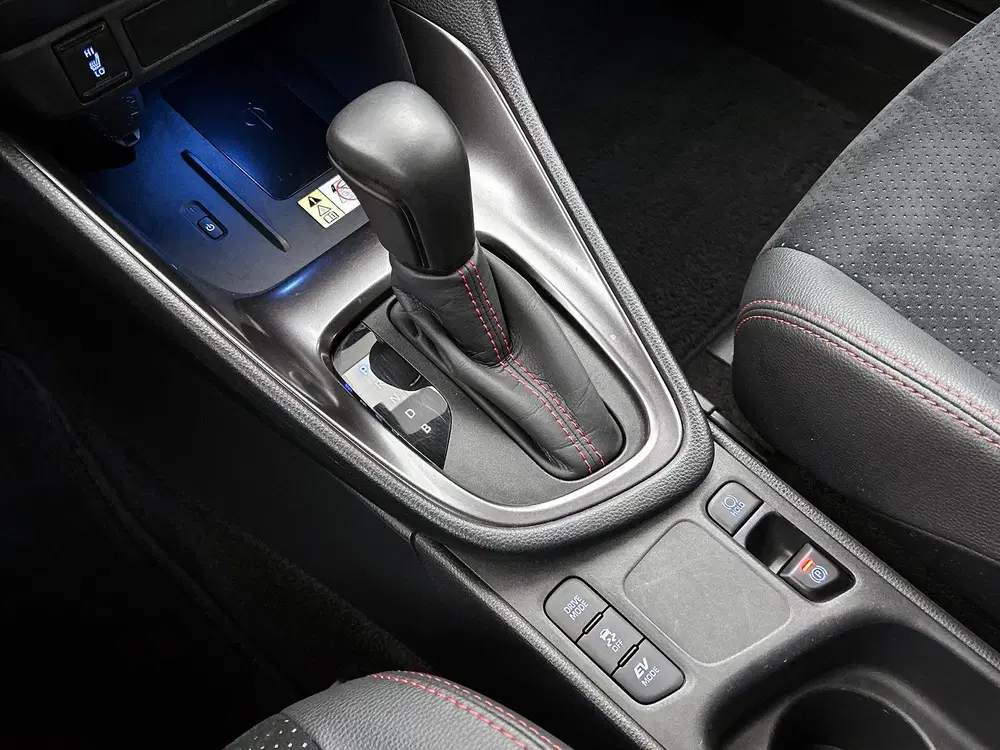 Toyota Yaris 1.5 Hybrid GR Sport uit 2022, foto 12